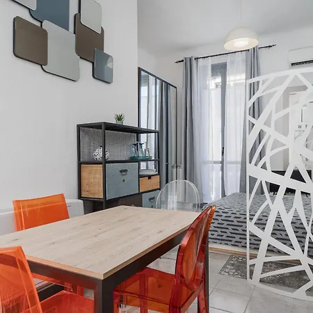 1 Navigli Apartman *